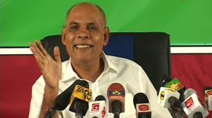 கே.பி நாட்டைவிட்டுத் தப்பிச் சென்ற்றுள்ளார் : ராஜித சேனாரத்ன