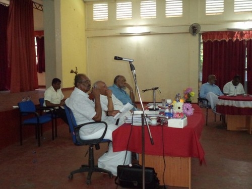 ஆயுதப் போராட்டத்தின் இறுதி எச்சங்களும் அழிக்கப்படுகின்றன; விக்கியும் சம்பந்தனும் இணைந்தனர்