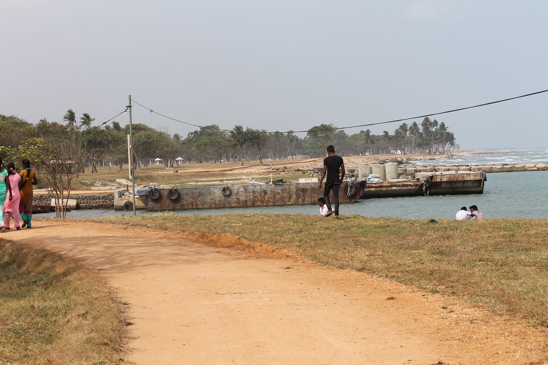 விமான நிலையமா மீள்குடியேற்றமா முன்னுரிமைக்குரியது? : நிருபா குணசேகரலிங்கம்