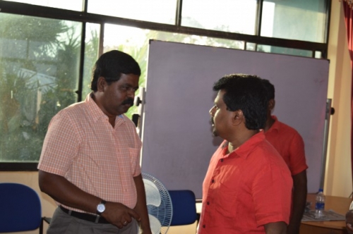 சுய நிர்ணைய உரிமையை நிராகரிக்கும் ஜே,வி.பி இனவாதத்தை எதிர்ப்பதாகக் கூறுகிறது!