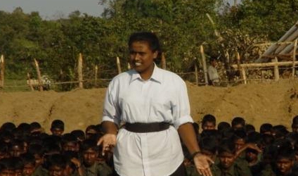 தமிழினியின் கூர் வாளின் பின்னணியில்… : வியாசன்