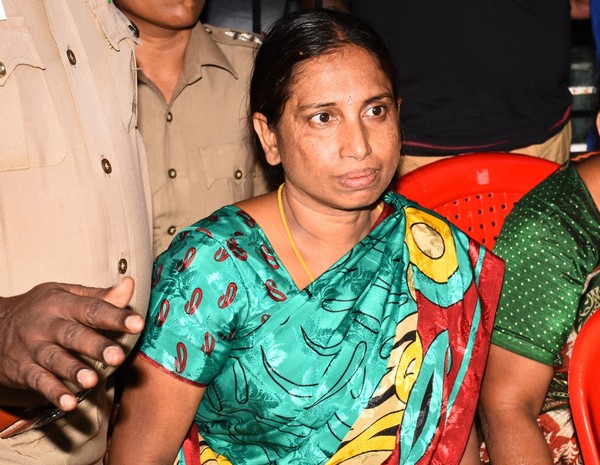 நளினியை விடுதலை  செய்ய முடியாது -ஜெயலலிதா அரசு, விக்னேஸ்வரன் எங்கே?