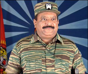 பிரபாகரனுக்கு அஞ்சலி!