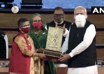 வங்கதேசம் சென்ற மோடி கலவரத்தில் ஐந்து பேர் பலி!