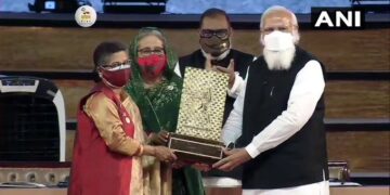 வங்கதேசம் சென்ற மோடி கலவரத்தில் ஐந்து பேர் பலி!