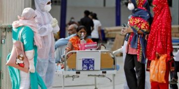 இந்தியாவில் கொரோனா பெருந்தொற்று அவலம்!