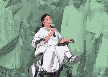வீல் சேரில் சென்று பாஜகவை தோற்கடித்த மம்தா பானர்ஜி!