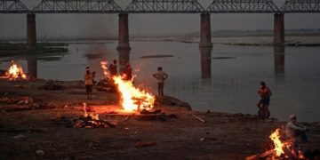 இந்தியா உலகின் தொற்றுமையம் – இந்திய இந்துத்துவ வைரசும் பிரித்தானிய அனுபவங்களும்