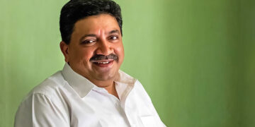 தமிழக மக்கள் ஒவ்வொருவர் தலையிலும் தலா 2,63,976 ரூபாய் கடன்!