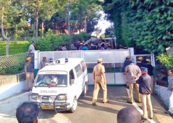 கொடநாடு கொலை கொள்ளை வழக்கில் விசாரணைக்கு தடை இல்லை என நீதிமன்றம் தெரிவித்துள்ளது!