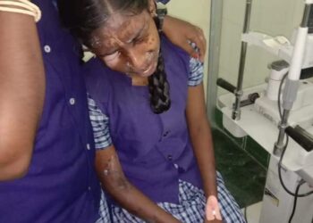 மாணவிகள் வாழ்வை பாழாக்கிய அரசுப்பள்ளி ஆசிரியர்கள்!