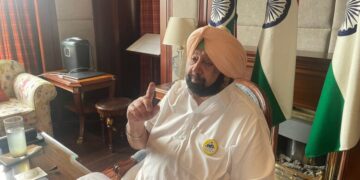 உச்சத்தில் கோஷ்டி மோதல் காங்கிரஸ் முதல்வர் ராஜிநாமா!