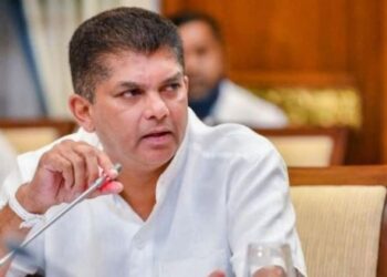தமிழ் கைதியை மிரட்டிய இலங்கை அமைச்சர் ராஜிநாமா!