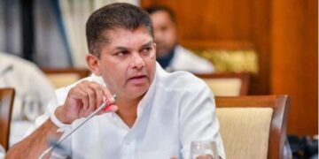 தமிழ் கைதியை மிரட்டிய இலங்கை அமைச்சர் ராஜிநாமா!