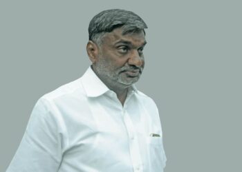 ஆடம்பரம் பிடிக்காது 7 வது படிக்கும் போது பென்ஸ் கார் வைத்திருந்தேன் –அதிமுக முன்னாள் அமைச்சர் விளக்கம்!