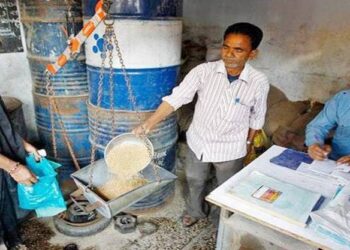 ஏழைகளுக்கு வழங்கும் உணவு தானியங்களை நிறுத்த முடிவு!