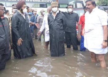 எடப்பாடி பழனிசாமி ஊழலாட்சியின் விளைவே சென்னையில் தண்ணீர்!