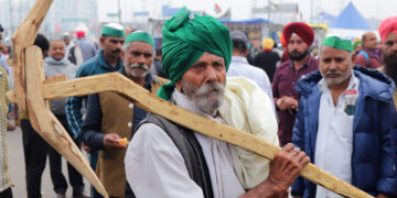 பிரதமரைக் காண வந்த பாஜக தலைவர்களை சிறை வைத்த விவசாயிகள்!