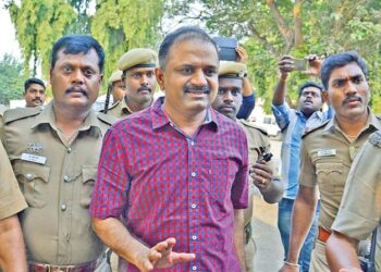 பேரறிவாளன் விடுதலை ஆளுநரை கண்டித்த உச்சநீதிமன்றம்!