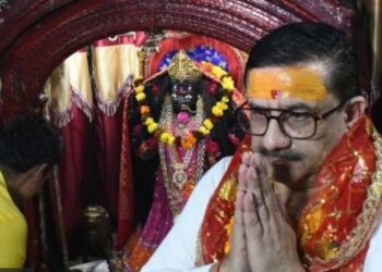 இந்து மதத்திற்கு மாறிய முன்னாள் வக்பு வாரிய தலைவர்!