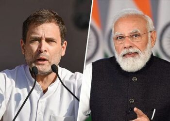 டெலிபிராம்டர் கோளாறால் பேச முடியாமல் திணறிய மோடி இணையத்தில் கிண்டல்!